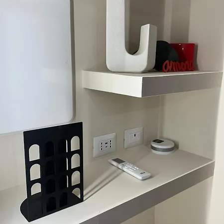 The Arches, Comfortable Design Loft 10 Min From Colosseum Apartment